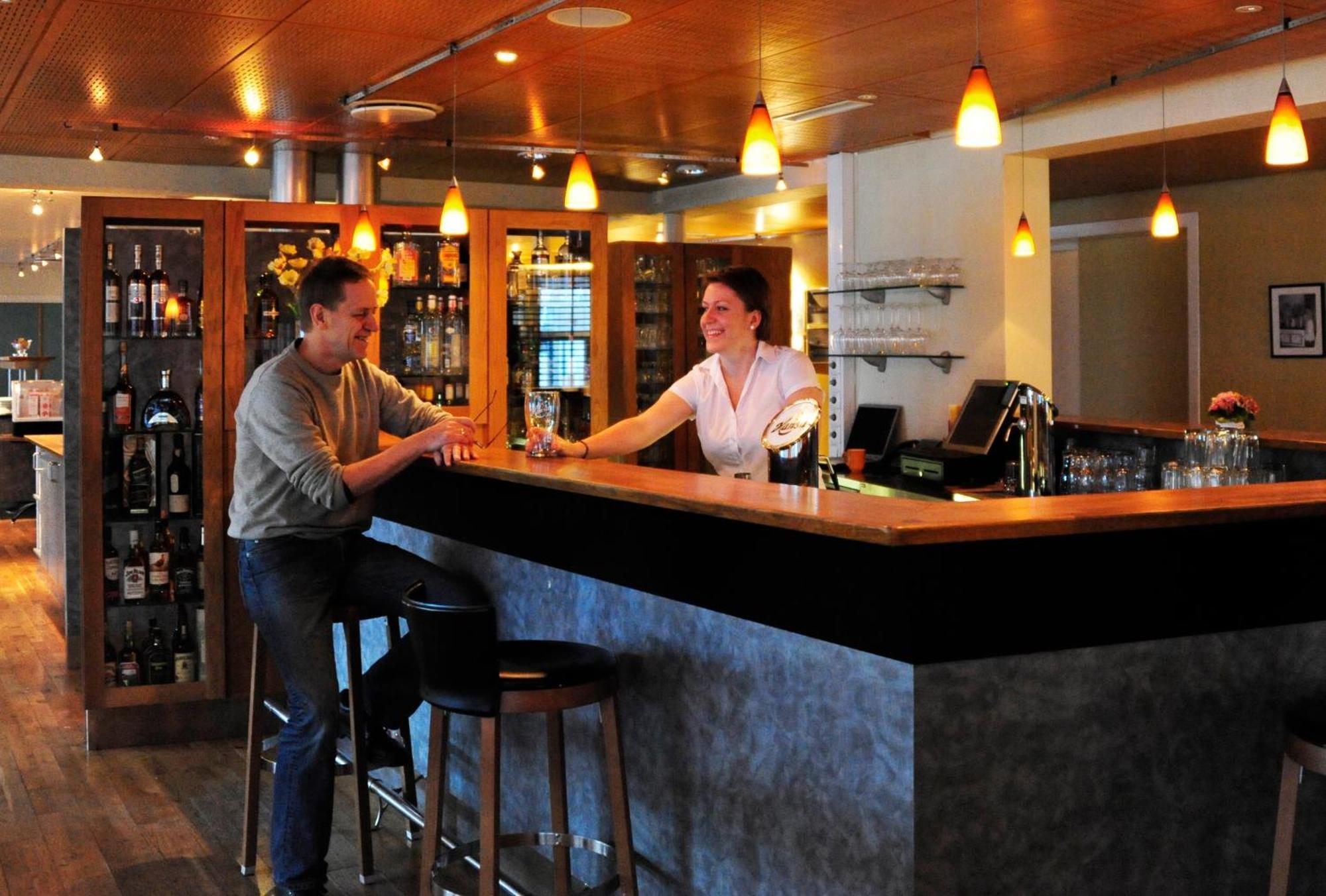 Klingenberg Hotel Årdalstangen Buitenkant foto